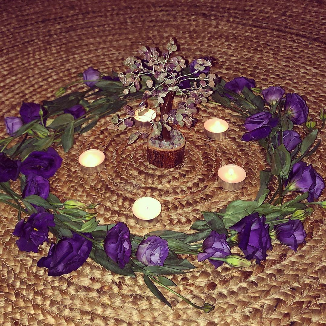 <p>Last nights circle was all about the Third Eye Chakra,  connecting with your inner wisdom and really listening to that beautiful sense of just ‘knowing’ that we all have. 💜 (at Awen Natural Therapies Leura)<br/>
<a href="https://www.instagram.com/p/B1vCKH3gu8H/?igshid=15jv40djtogsw" target="_blank">https://www.instagram.com/p/B1vCKH3gu8H/?igshid=15jv40djtogsw</a></p>