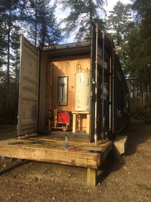 Getting the container opened up and ready to work for a week here. #ContainerHome #PNW