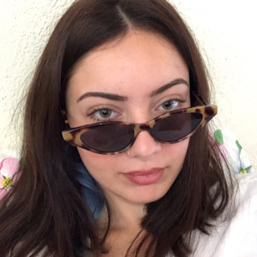 Garipliktesonnokta:  Lafyapmakahveyap:  Sherlockunhanimi:  Ya Amk Her Görüşümde