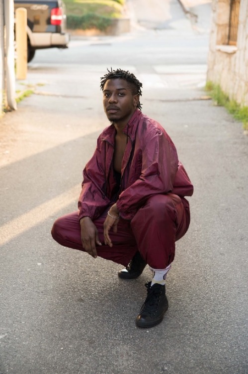 iambaby-j:Thought I should use the opportunity to appreciate my beautiful brown models on this here 