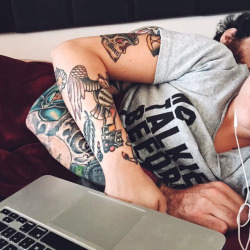 black&ndash;ink&ndash;revenge:  Musste das teilen: @WeHeartIt 