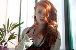 gaelpo:  templeofginger:  heyyyysexyladies:  the best there is, was and probably ever will be, Lass  http://templeofginger.tumblr.com Red is the color of Love. When you reblog, be kind. Keep source, model and photographer credits. Keep the art alive.