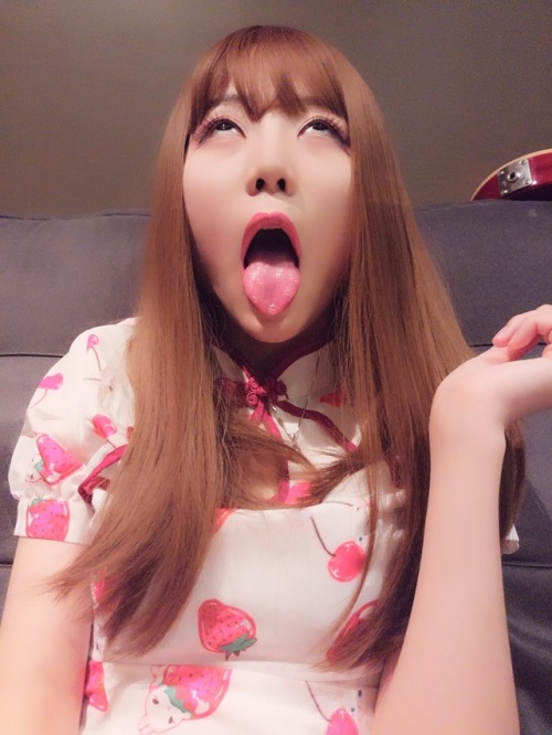 ahegao-lv - mastermumei - 小母猪口便器的旗袍照片第二弹~第二张主人把小母猪拍的好胖˚‧º·(˚...