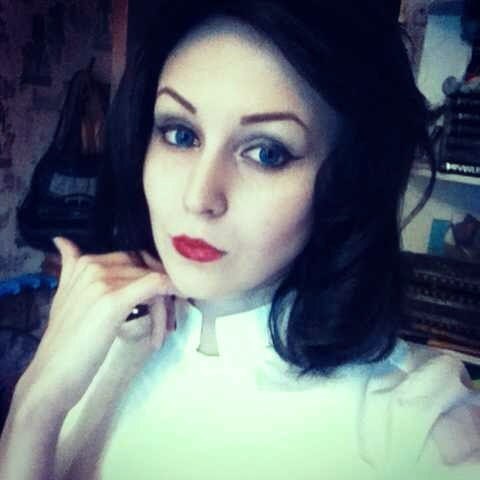 Today I tried to do make-up like Elizabeth from Burial at sea DLC. My costume for this Elizabeth ver