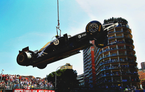 f1championship - Pastor Maldonado, it’s - 2011 Malaysian Grand...