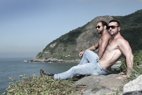 gaymadridboy:    I love men with a beard (Part 2227)