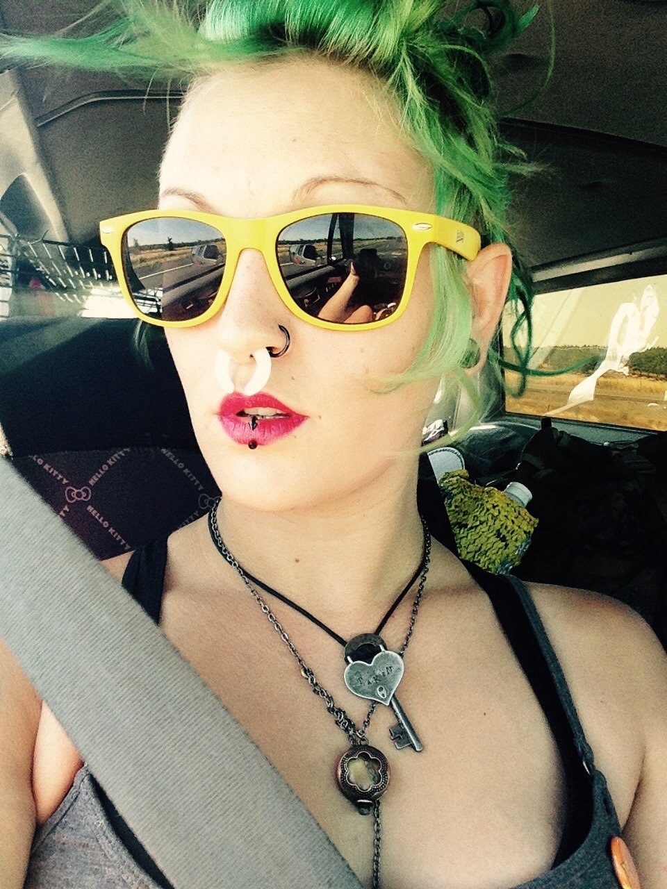 wandercrusty:  Made it back to Oregon safe &amp; lookin good 👉 