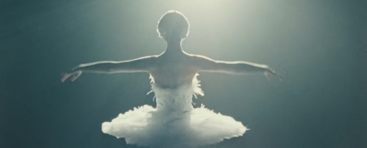 fashion-and-film:  Black Swan (2010) 