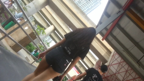 ilovesggirls69: Sg Girl Legs/Thighs #08