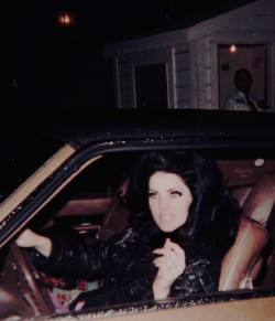 allaboutcilla:  Priscilla Presley photographed outside of Graceland, Memphis, TN, c. 1968