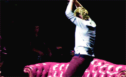 Batziam:  Niall Horan + Dance Moves: Uan Tour Vs. Tmh Tour 