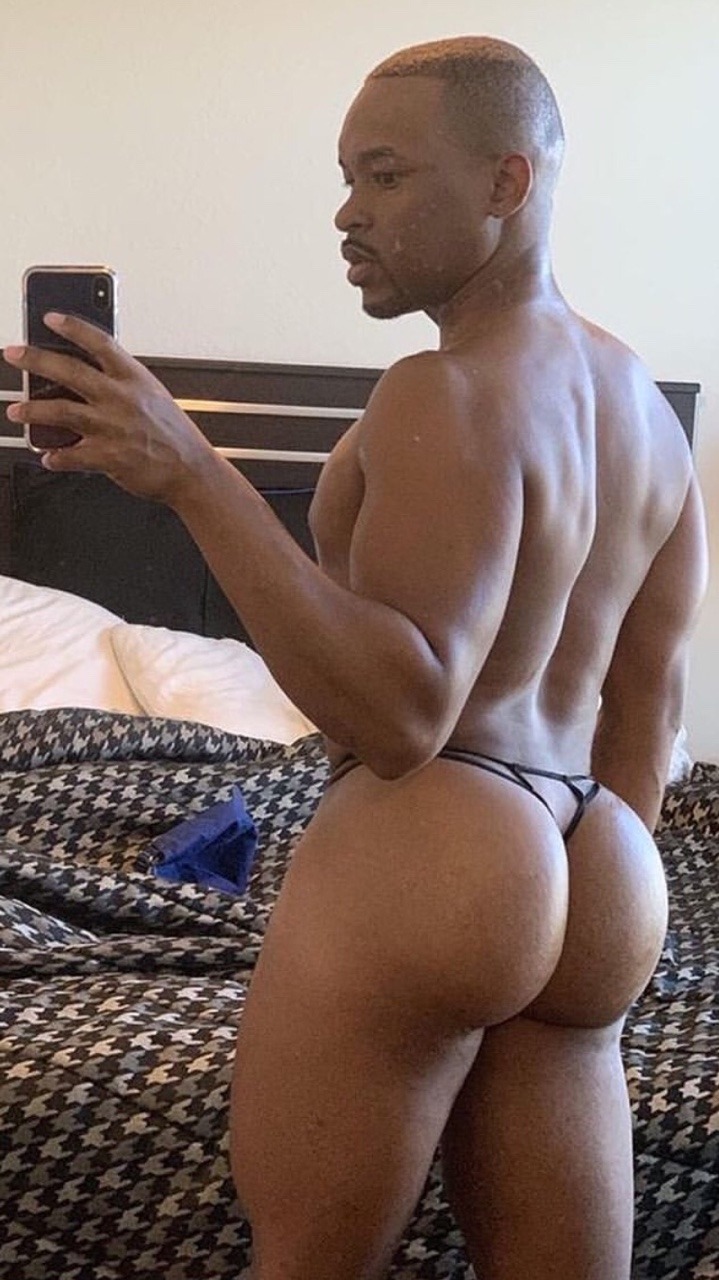 gr8kngofhearts: mrsuckitornot:    😍😍🍑 