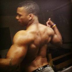 goaltobeswole:  jalil32:  Follow Phatdickswag @ jalil32.tumblr.com and submit anonymous nudes photos of ASS &amp; DiCK pics to jalilcrawford@yahoo.com  Seth Holbrook !!!