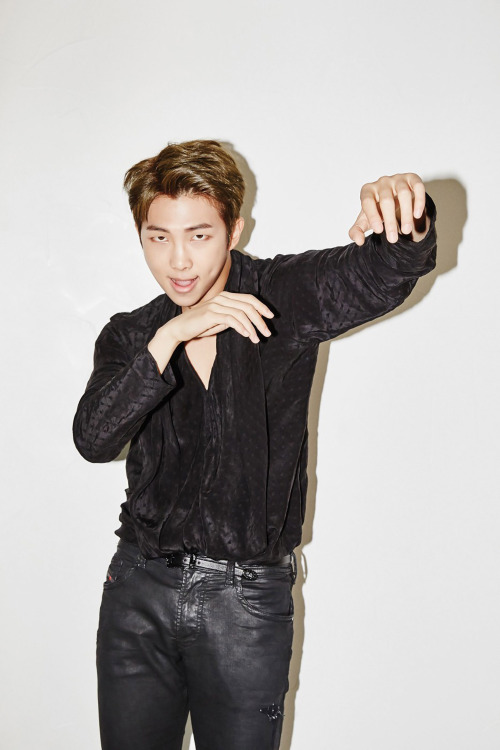  [HQ] BTS for GQ Korea December 2016 (1450x2176)Bigger Pictures: 1 l 2 l 3 l 4 l 5 l 6 l 7 l 8 l ALL