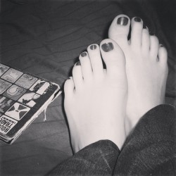 ifeetfetish:  #footfetish, #sexytoes, #sexyfeet, #toes, #feet, #barefoot, #legs, #soles, #teenfeet, #toenails, #foot, #barefeet, #softfeet, #pedicure, #pedi, #shoutout, #feetshoutout, #sweet, #cute, #instafeet, #instatoes, #instanails by dailydoseoffeet