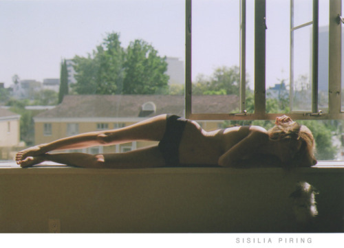 sisiliapiring:  Website | Instagram | Facebook | Tumblr Photo by Sisilia Piring