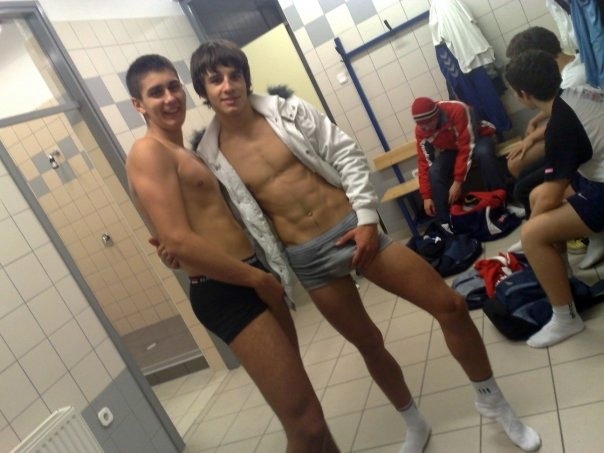 homoeroticusrex:  America’s most homoerotic lockerroom
