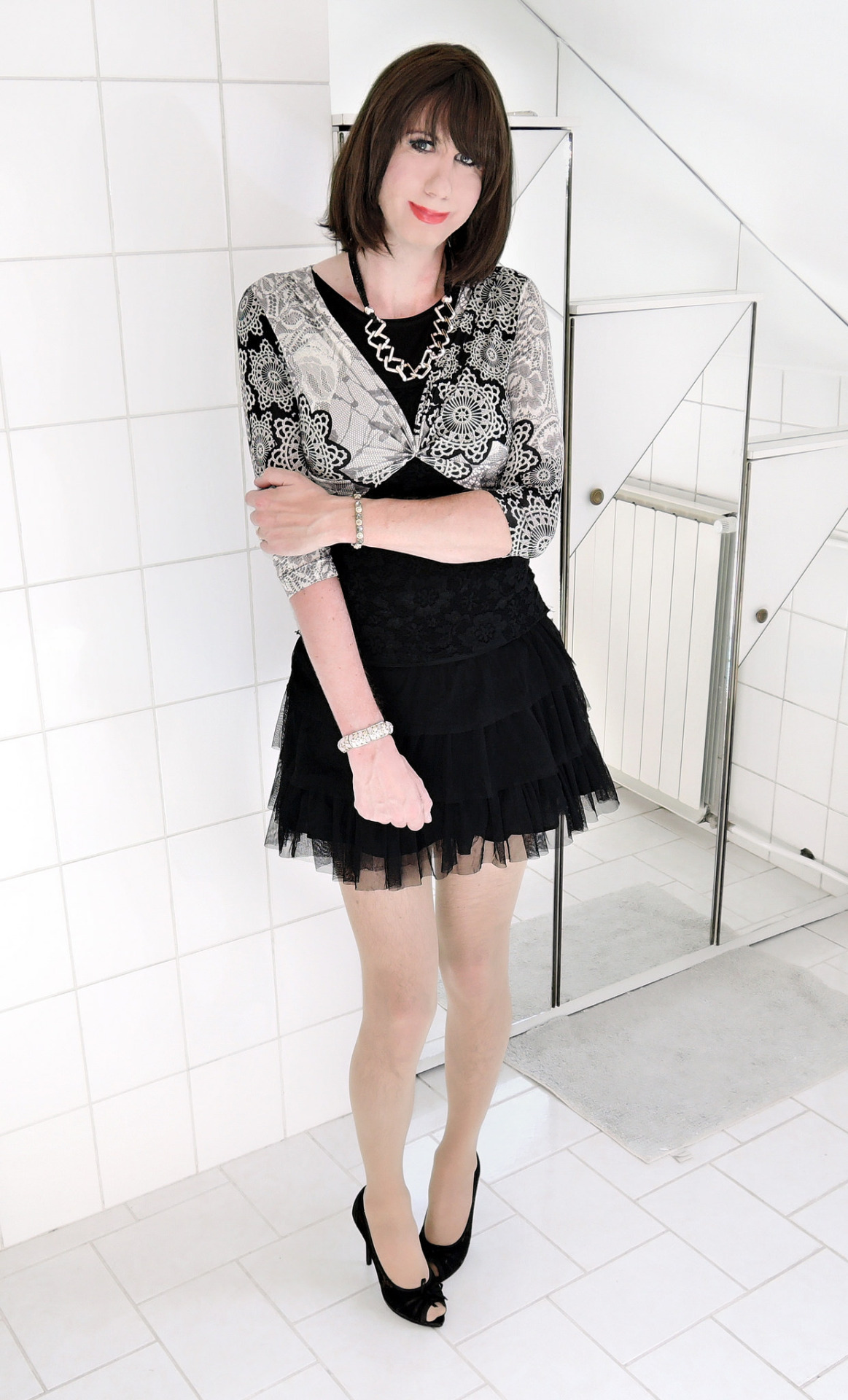 lovecourts:  A tirade of terrific trannies for your viewing pleasure. If you think