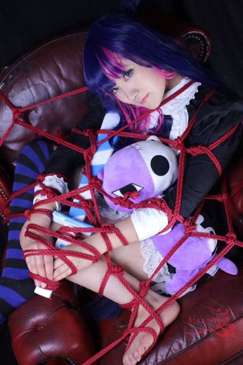 goodmorningm0therfucker:  Rope&Photo: Aizen Akiba 