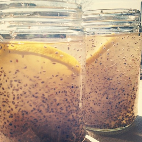 ohayl:sarahbethyoga:My favorite morning elixir! Can you guess what 5 ingredients are in this popular