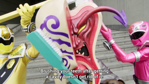 tokumon:    Tooth Decay Jamen from Kiramager episode 38  