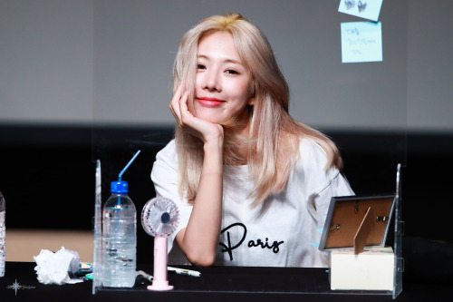 7-dreamers:[210627] Ilchi Art Hall Fansign 2 ©Sirius, for Yoohyeon | Do not edit 