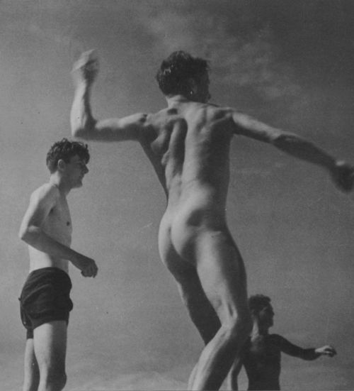 grundoonmgnx:  Ph. Keith Vaughan, 1939