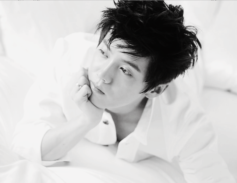 ohxing:  Luhan for Elle Magazine 