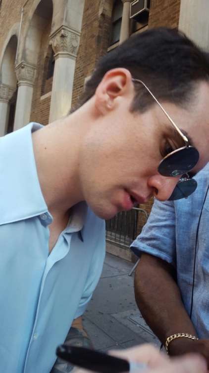 purplepuggy:So Brendon signed my shirt today (photo credit to my sister though)