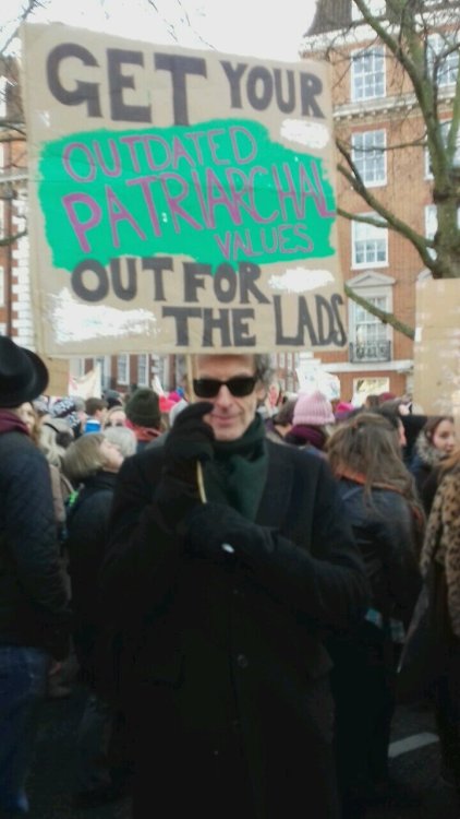 universe-on-her-shoulders: From Twitter:“Met Peter Capaldi at #womensmarchlondon. He said he liked m