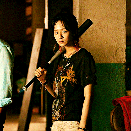 gominshi:Park Gyu Young as Yoon Ji Su in SWEET HOME 스위트홈 (2020, Netflix) dir. Lee Eung Bok