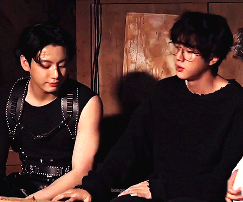 Please, Drop Your Fics Below [cr. Namuspromised]