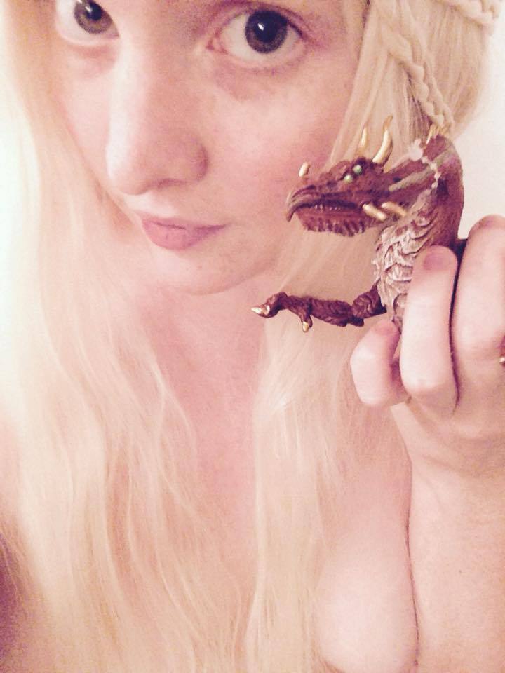 nsfwfoxyden:  WHERE ARE MY DRAGONS?!??!?!?! … jk don’t mind me lol. :P Thank