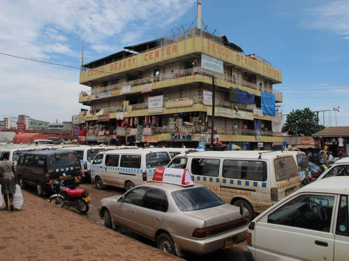 infiniteinterior: Kampala, Uganda