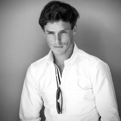 bespokeredmayne:  Celebrating 2013, when Eddie Redmayne’s freckles blossomed in the sun of Ita
