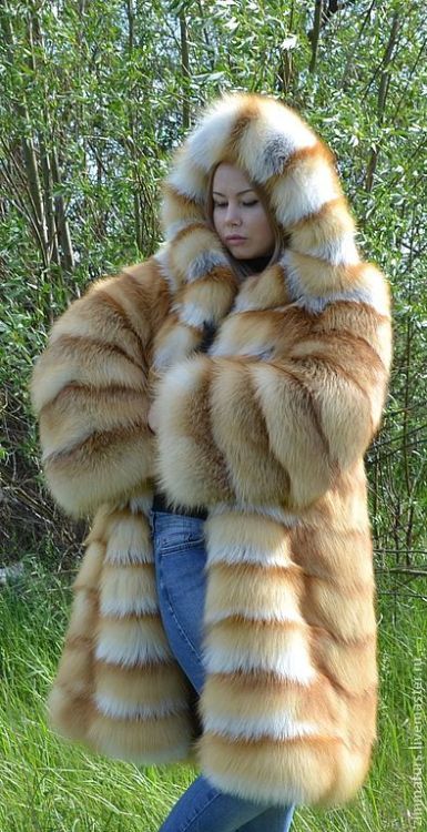 ilovefur69: i want this beautiful coat