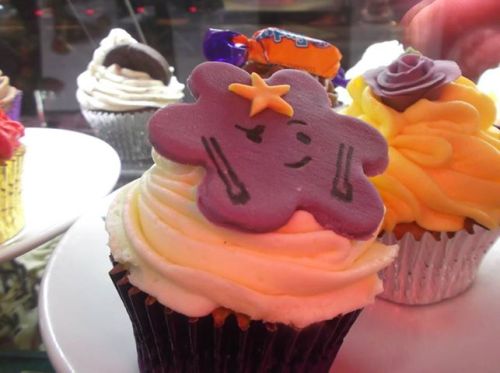 the-perks-of-not-being-katie:  Adventure Time Cupcake Courtesy Of Sprinkles Gelato, U.K