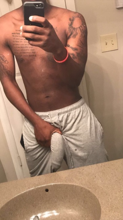 https://lennyperdomo.tumblr.com/post/164914852085