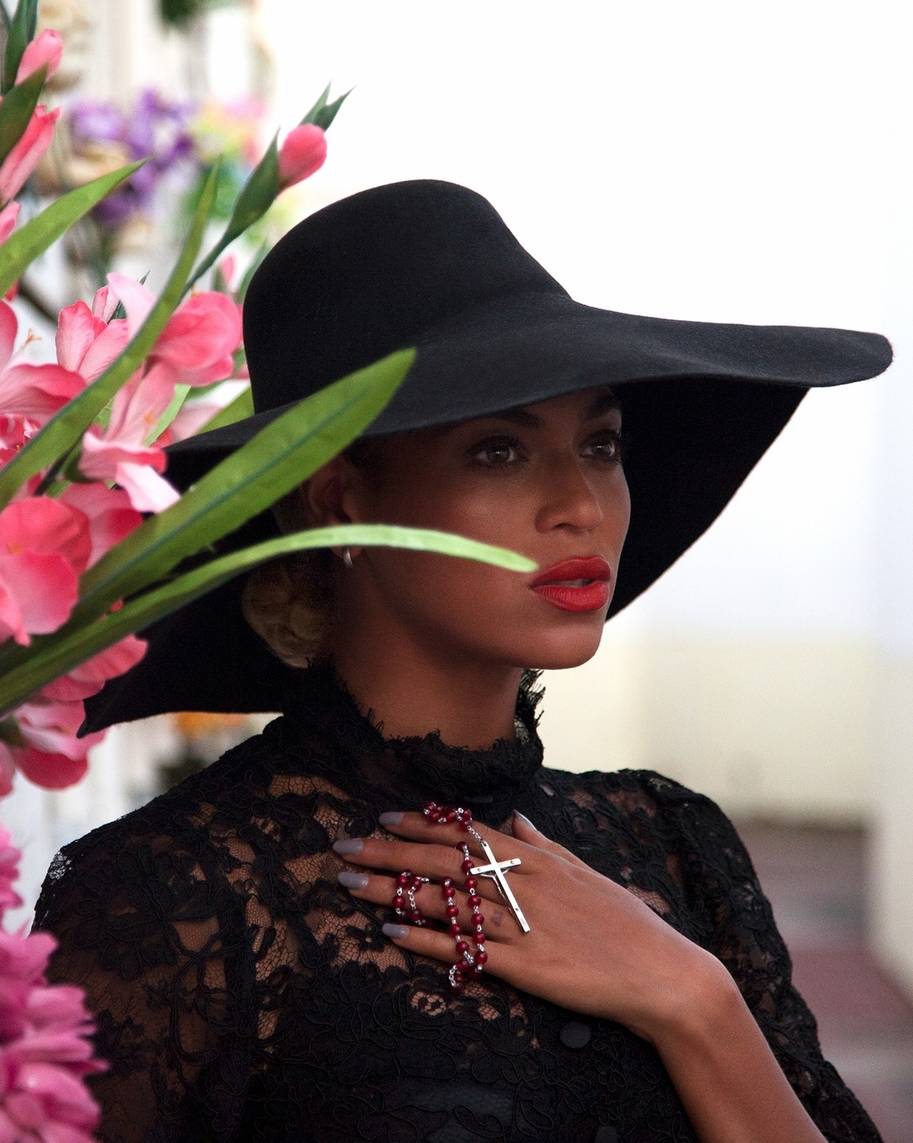 beyhive1992: Heavenly Bodies: Fashion And The Catholic Imagination
