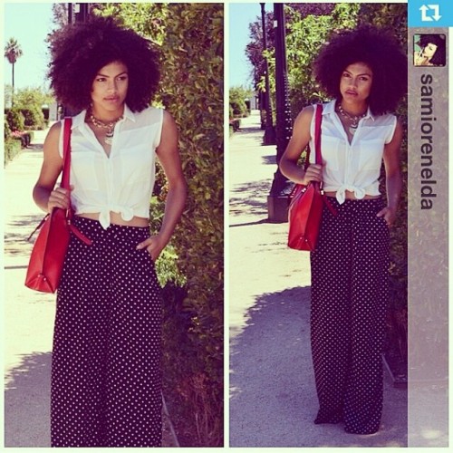 Feeling this ensemble? #2frochicks #Stylistic #styleyou #naturalhair #naturalista #frobabe #kinks #c