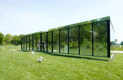 timgspears: Reflective Mirror House - Johan Selbing + Anouk Vogel