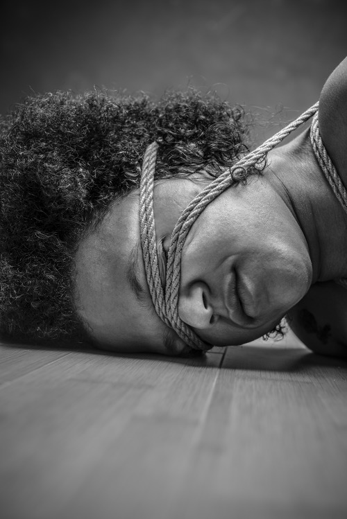 mbradfordphotography:  From my last rope shoot. Rope and photos by me, model Naomi_Tiger  
