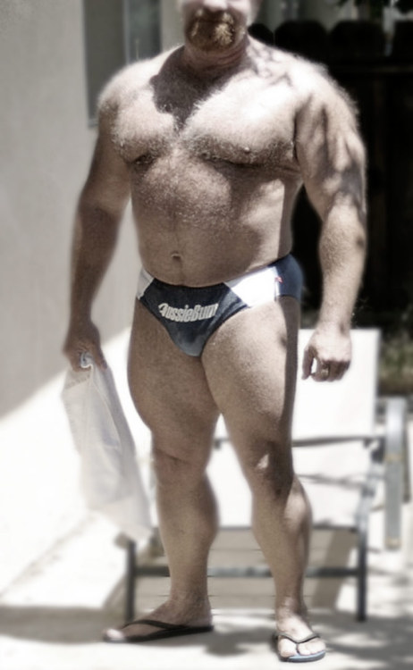 tonkabear:  That is me but morphed, if only …