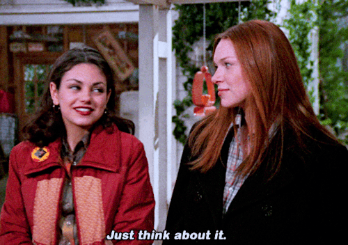 THAT '70S SHOW (1998-2006) 2x15 "Burning Down The House"