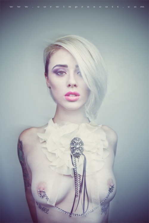 majjesticinkedgirls:  Majjestic Inked Girls!   Alysha Nett  She’s just MAJJESTIC! 
