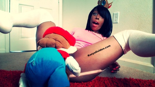 kenyagoldengirl:Princess GOLDEN Peach coming soon :)[x]