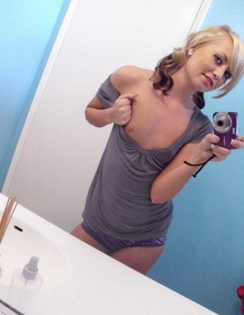 XXX sexyselfieme:   photo