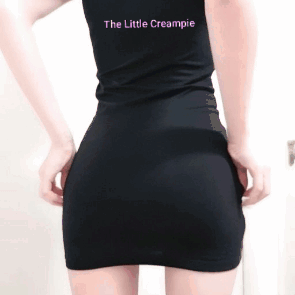 littlecreampiesg:  TGIF!!! 🤩My casual office outfit of the day! Do you like it?