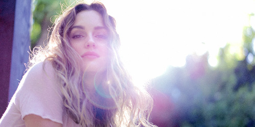 fuckyeahbleightonandblerena:  Leighton Meester - from Mademan 