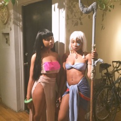 wholelottamani:  y0ungmelanin:  zaddygimmesugar:  rudegyalchina:  wholelottamani:  some black girl magic with chel and kida this Halloween 💕✨🕸🎃  I love this  someone please tell me what characters they are dressed as and what movie they are